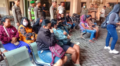 Operasi Pekat di Krembung Sidoarjo, Tim Gabungan Amankan 7 PSK dan Penjudi
