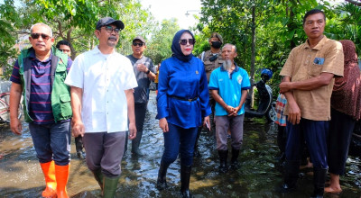 Sepekan Banjir di Sidoarjo Belum Surut, Mimik Idayana Minta Tambah Pompa Air