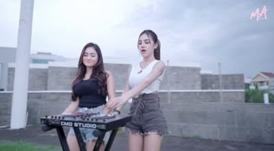 Video Klipnya di Perpusnas Bung Karno Tuai Polemik, Penyanyi Iclik Cinta Minta Maaf