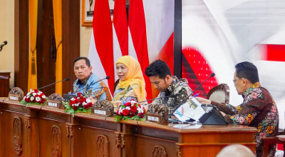 Rakor dengan Kemenkop, Khofifah Dukung Pendirian 70.000 Koperasi Merah Putih