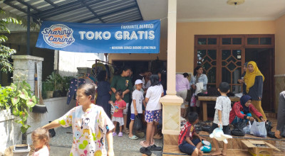 Toko Gratis Ramadan di Jember Ini Diserbu Pengunjung
