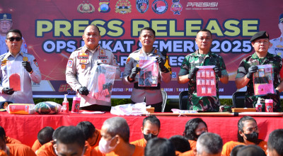 146 Tersangka Diamankan dalam Operasi Pekat Semeru 2025 di Gresik