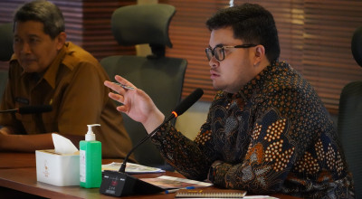 Mas Dhito Instruksikan Dinas PUPR Prioritaskan Perbaikan Jalan Kabupaten