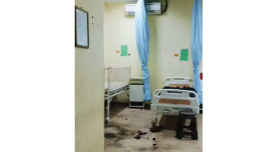 Plafon RSUD Syamrabu Bangkalan Jebol, Puluhan Pasien Dievakuasi