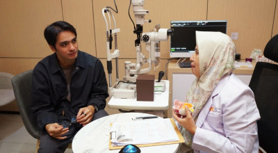 Kata Ricky Harun Bebas Kacamata usai Lasik di NEC Surabaya