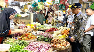 TPID Tuban Sidak Pasar Baru dan Swalayan, Pantau Harga Bahan Pokok