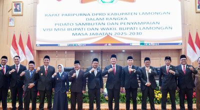 Bupati Lamongan Yuhronur Efendi Paparkan Visi Misi dan Target 100 Hari Kerja