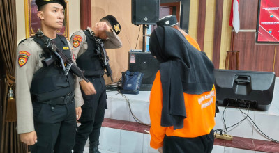 TikTokers Cewek asal Blitar Live Streaming Pornografi Ditangkap Polisi