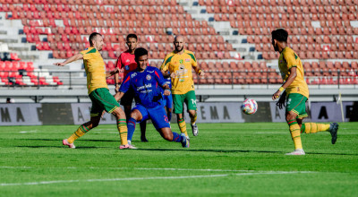 Arema Gagal Menang, Persebaya Tertahan di Peringkat 3