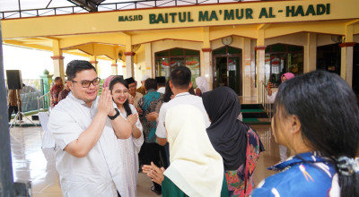 Ikuti Halal Bihalal Lingkungan, Mas Dhito Dikenal Ramah dan Penghobi Vespa