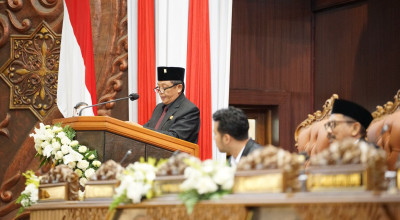 Fraksi PDIP DPRD Jatim Kritisi Ketimpangan LKPJ Gubernur 2024