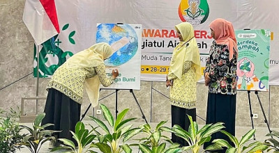 2 Buku Diluncurkan NA Jatim di Muskerwil Sidoarjo, Khofifah: Referensi Bersama