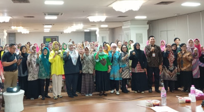 DP3APPKB Surabaya Perkuat Kepemimpinan Perempuan lewat Literasi Politik