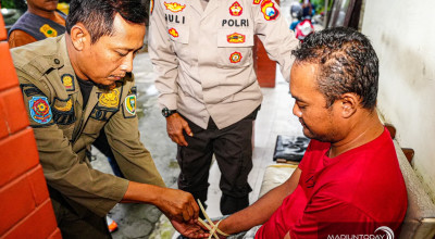 ODGJ Ngamuk Lukai Nenek di Banjarejo Kota Madiun, Dievakuasi ke RSJ Lawang