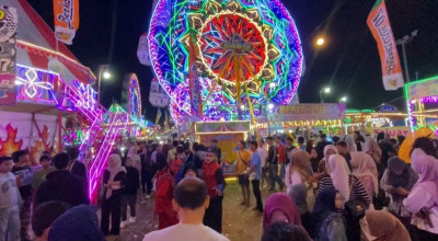 Pasar Malam Ponorogo Lebaran 2025 Diperpanjang, Masih Dipadati Pengunjung