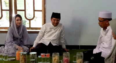 Wagub Jatim Emil Dardak Rayakan Lebaran Ketupat di Trenggalek