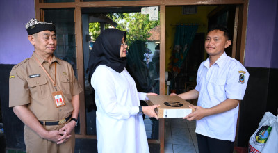 Agus Hermanto, Guru Pelosok Banyuwangi Sang Penjaga Mimpi Anak Desa