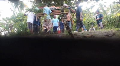 Respon Pemkab Bojonegoro soal Ibu Muda Ditandu 6 Kilo Gegara Jalan Rusak