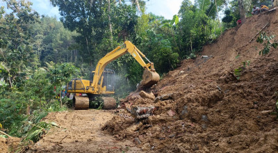 135 Petugas Gabungan Cari 6 Korban Longsor di Trenggalek, Hadapi Medan Sulit