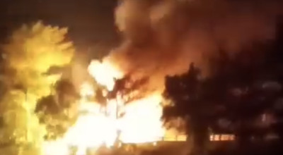 Diduga Muat Amunisi, Truk Terbakar dan Meledak di Tol Gempol-Pandaan Pasuruan