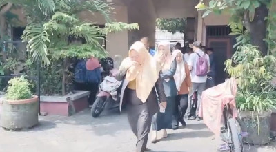 DPRD Sidak Pabrik Tembakau di Kapas Bojonegoro, Endingnya Mual