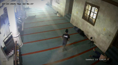 Pencuri Ponsel di Masjid Jamik Diamankan Reskrim Polsek Gresik Kota