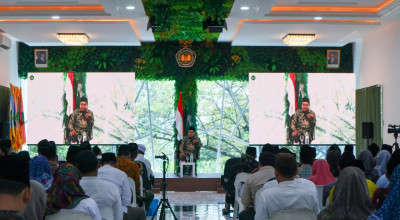 KH Aqil Siradj Beri Kuliah Umum di Unisda Lamongan