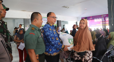 Pemkab Jember Salurkan Bantuan Pangan 4.060 Ton Beras