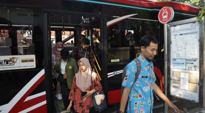 Alasan Eri Cahaydi Tolak Rute Trans Jatim di Surabaya