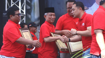 Koperasi Unitomo Raih Penghargaan Koperasi Berkualitas 2025 dari Pemkot Surabaya