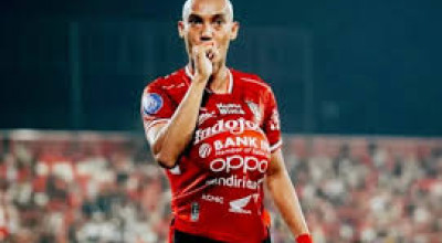 Profil Novri Setiawan, Bek Anyar Persik Kediri