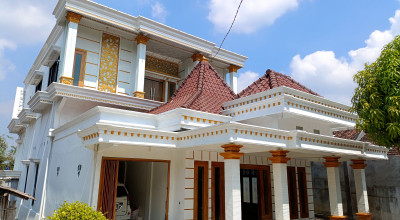 Fakta Kampung Miliarder Pedagang Pecel Lele Lamongan, Hidup Mewah Ditengah Hutan