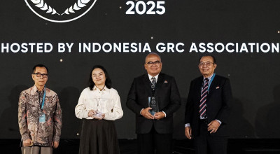 Amien Sunaryadi Terima GRC Lifetime Award, Ingatkan Pentingnya GCG