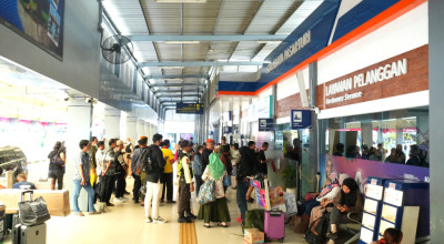 Jalur Kereta Api di Stasiun Pegadenbaru Normal Kembali, Perjalanan KA dari Surabaya Tak Lagi Memutar