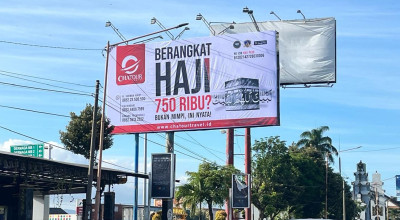 Baliho Chatour Travel Bertebaran di Seluruh Jatim, Ada Apa?