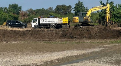 6 Orang Diamankan Polres Gresik Terkait Dugaan Galian C Ilegal