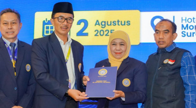 Khofifah Indar Parawansa Kembali Pimpin IKA UNAIR, Fokus Diplomasi Internasional