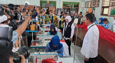 ​80 Tahun Merdeka, 7.200 SMA/SMK di Jatim Jahit Bendera Serentak