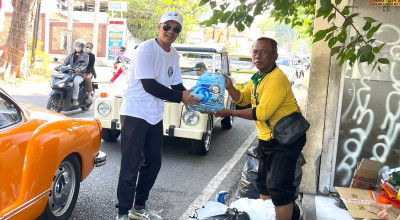 Rayakan Kemerdekaan, Pecinta VW Surabaya Sidoarjo Berbagi Sembako