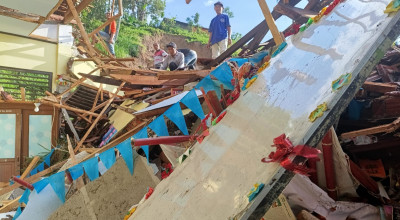 Tiga Ruang SDN di Tulungagung Rusak Parah Terkena Longsor