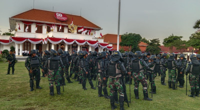 Gedung Grahadi Surabaya Dijarah, 100 TNI Disiagakan