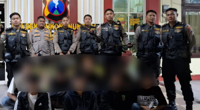 8 Pemuda Bersenjata di Surabaya Ditangkap Tim Patroli Jogo Boyo saat Hendak Tawuran