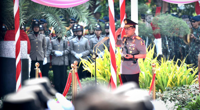 Kapolri Pimpin Upacara Hari Juang di Surabaya dan Resmikan Patung M Jasin