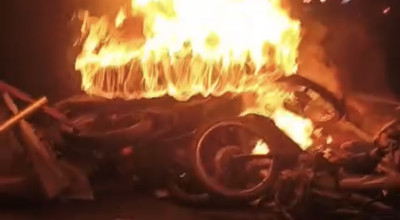 Demo Meluas ke Pare, Massa Bakar Motor di Kantor Satlantas Polres Kediri