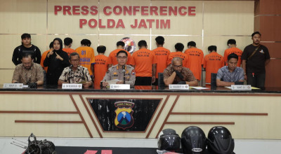 Jaringan Curanmor di 4 Kota Diungkap Polda Jatim, 12 Tersangka diamankan