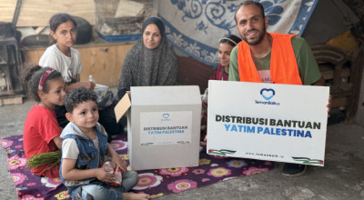 Ribuan Anak Yatim di Gaza Terancam Kelaparan, Teman Baik Salurkan Paket Makanan di Tengah Krisis