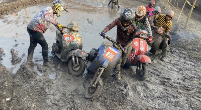 Foto: Keseruan Fun Race Vespa dalam Ajang Festival Omah Sawah Kediri