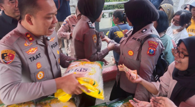 Gerakan Pangan Murah di Polres Tulungagung Diserbu Warga