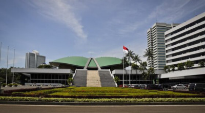 Untuk Wakil Rakyat, Cukup Sudah Pilih Kucing dalam Karung, Cek Rekam Jejak!