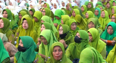 Fatayat NU Jombang Gelar Doa dan Shalawat Akbar untuk Keselamatan Bangsa